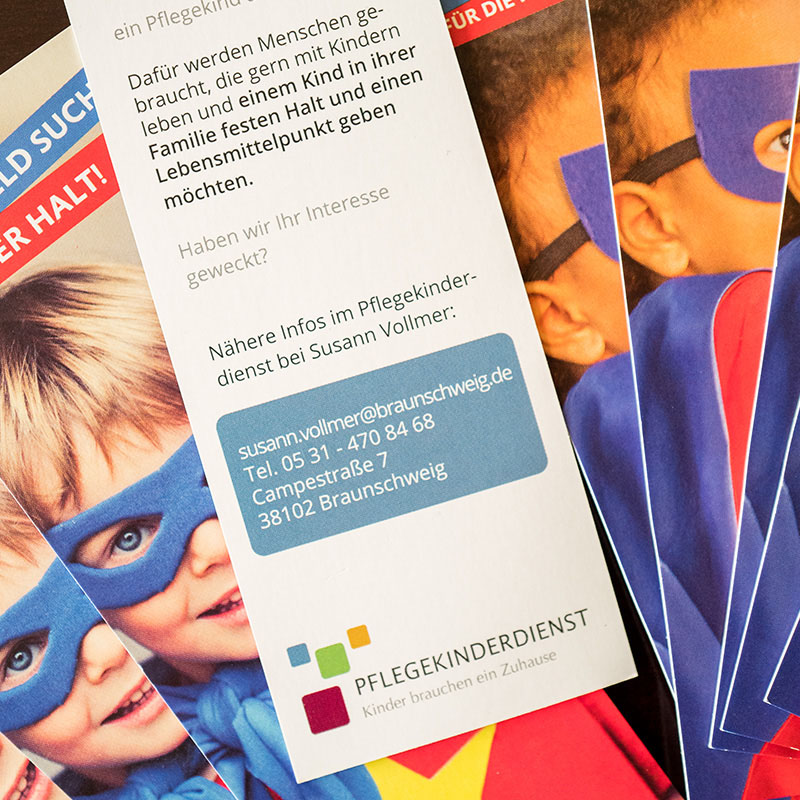 Werbeagentur Düren - Drucksachen der Superhelden-Kampagne für die Stadt Braunschweig